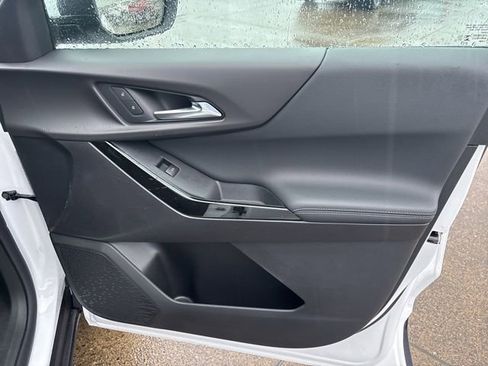 New 2026 Chevrolet Equinox LT w/ Safety and Technology Package AWD/4WD image 38