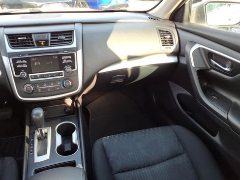 Used 2017 Nissan Altima 2.5 S w/ Power Driver Seat Package image 12
