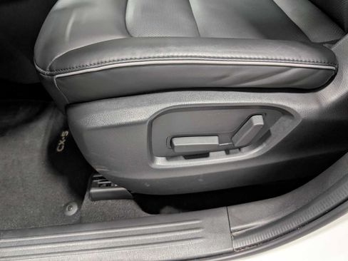 Certified 2025 MAZDA CX-5 AWD 2.5 S w/ Select Package image 34