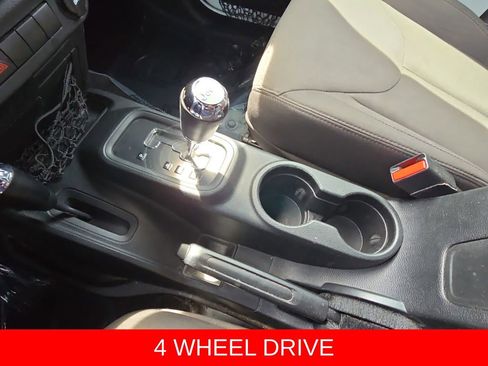 Used 2017 Jeep Wrangler Unlimited Sport AWD/4WD image 23
