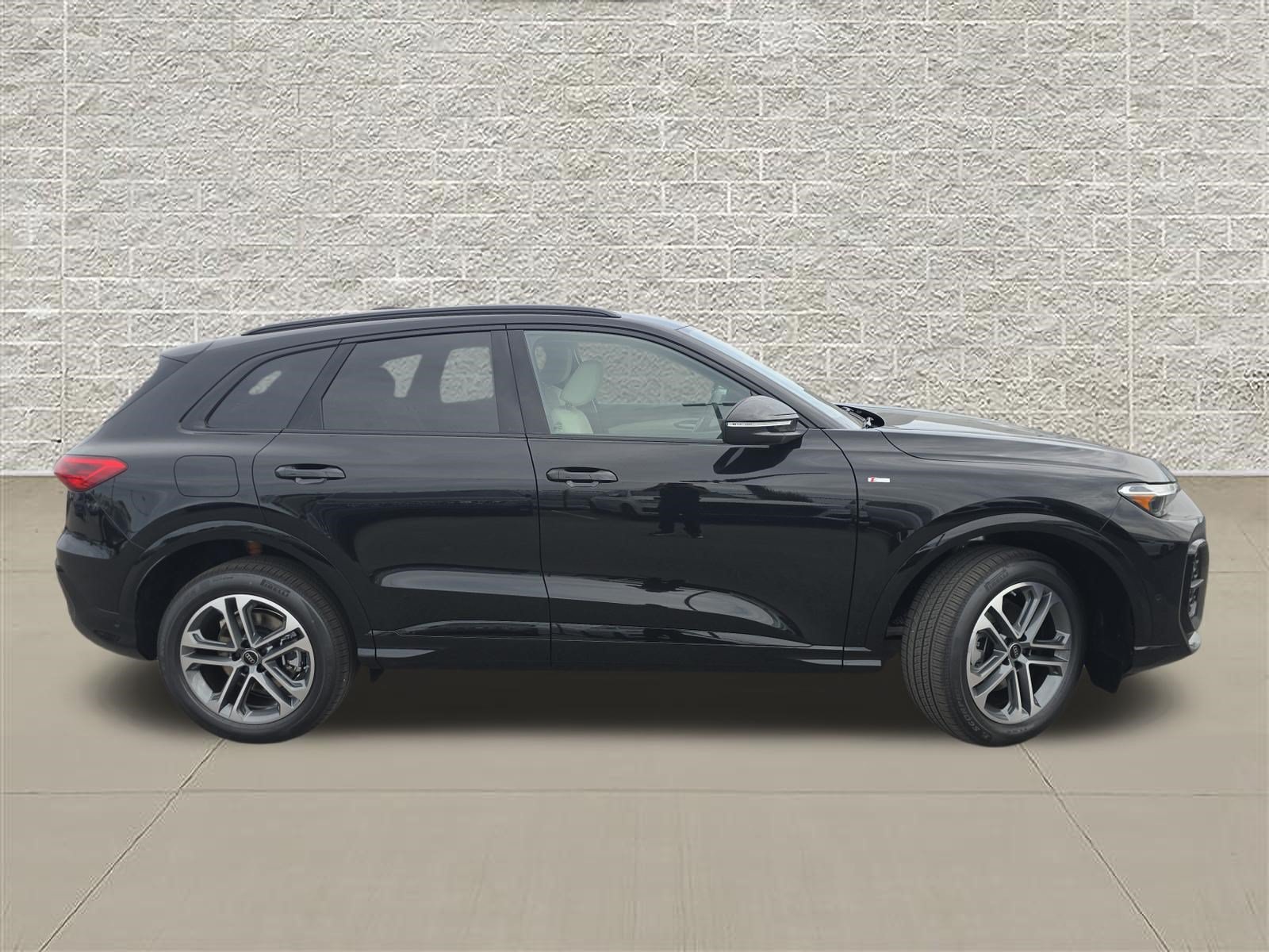 New 2026 Audi Q5 2.0T AWD/4WD image 8