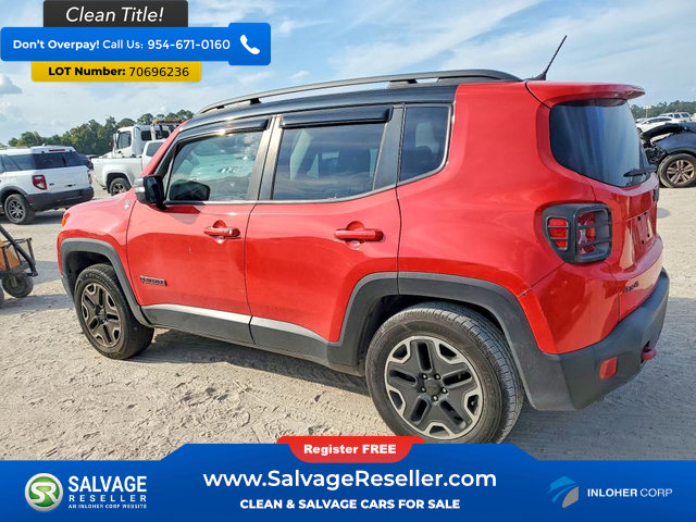 Used 2016 Jeep Renegade Trailhawk AWD/4WD image 3