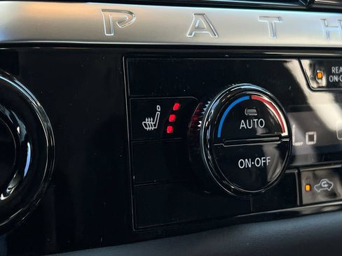 New 2026 Nissan Pathfinder SL AWD/4WD image 30