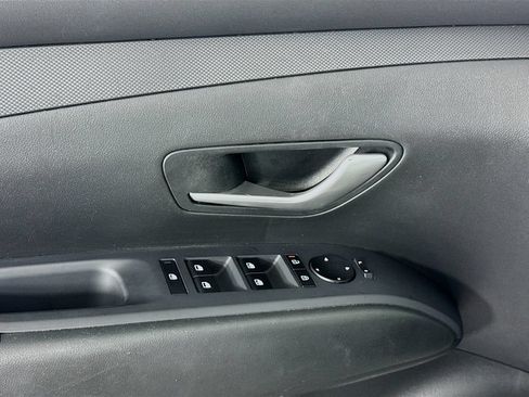 Used 2025 Hyundai Tucson SEL FWD image 22