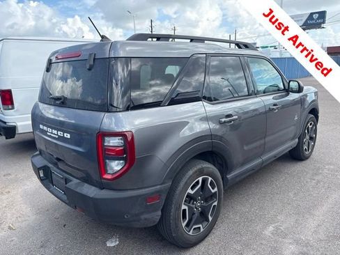 Used 2023 Ford Bronco Sport Outer Banks w/ Tech Package AWD/4WD image 9