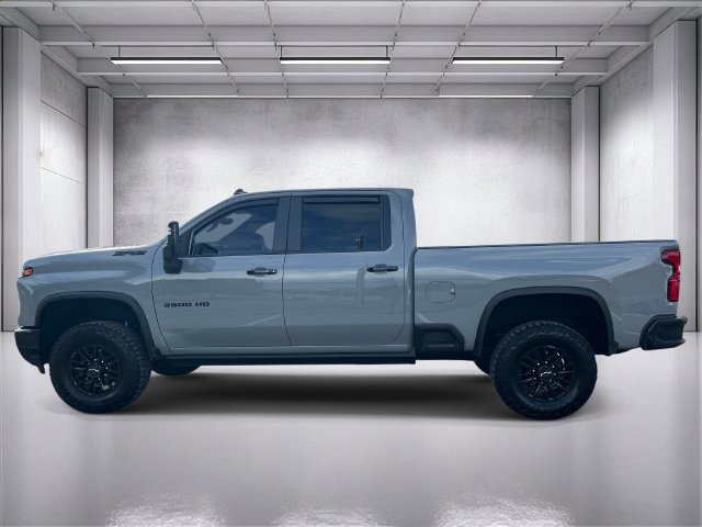Used 2024 Chevrolet Silverado 2500 ZR2 w/ Technology Package AWD/4WD image 6