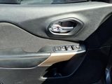 Used 2018 Jeep Cherokee Latitude w/ Altitude Package image 3