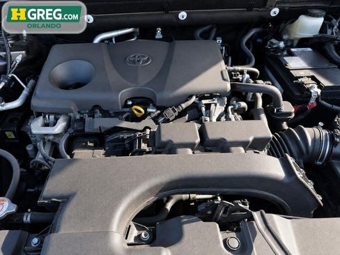 Used 2020 Toyota RAV4 XLE Premium FWD image 17