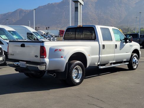 Used 2007 Ford F350 Lariat AWD/4WD image 2