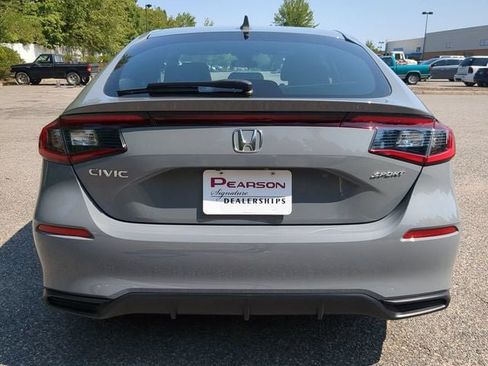 Certified 2025 Honda Civic Sport image 5