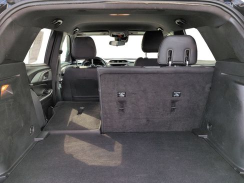 Used 2022 Chevrolet TrailBlazer RS FWD image 28