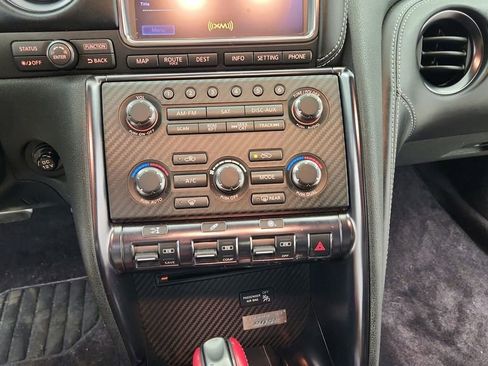 Used 2016 Nissan GT-R Black Edition image 35