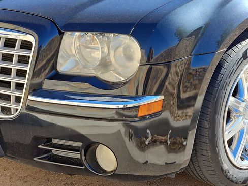 Used 2008 Chrysler 300 C RWD image 3