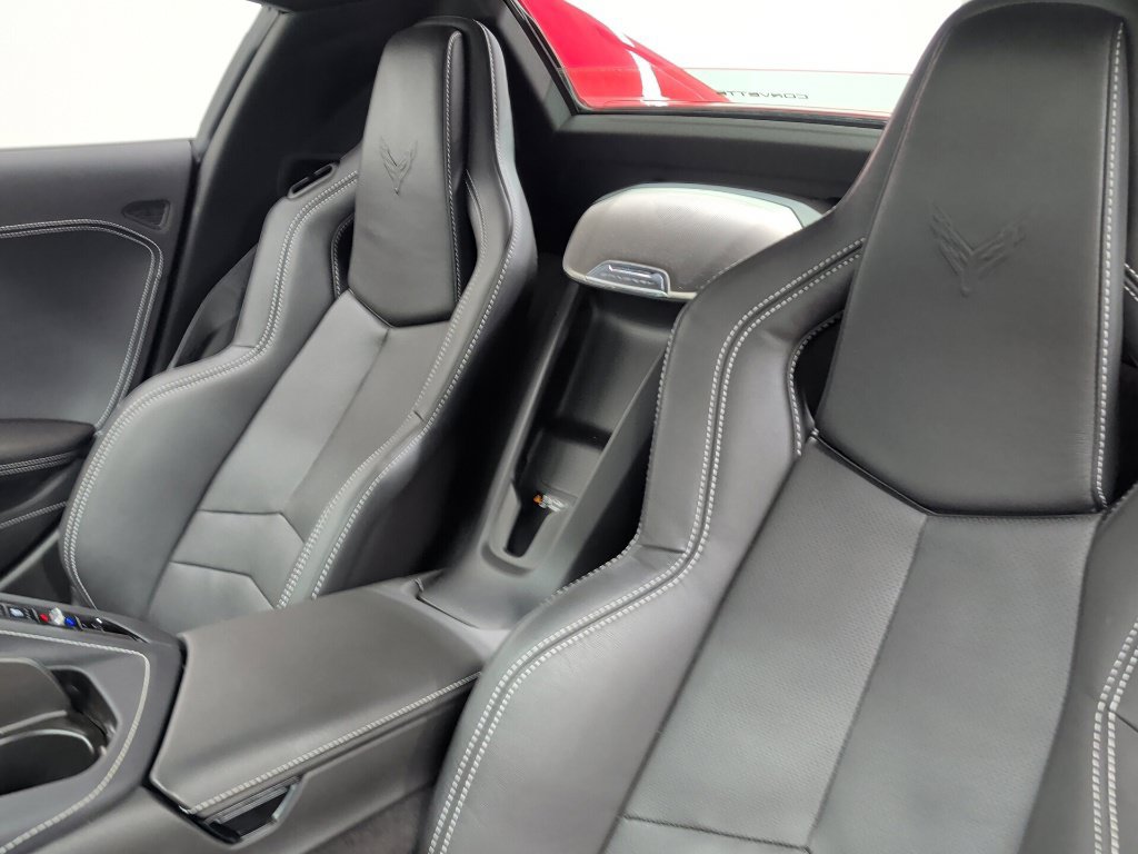 Used 2024 Chevrolet Corvette Stingray Preferred Conv w/ Z51 Performance Package RWD image 25
