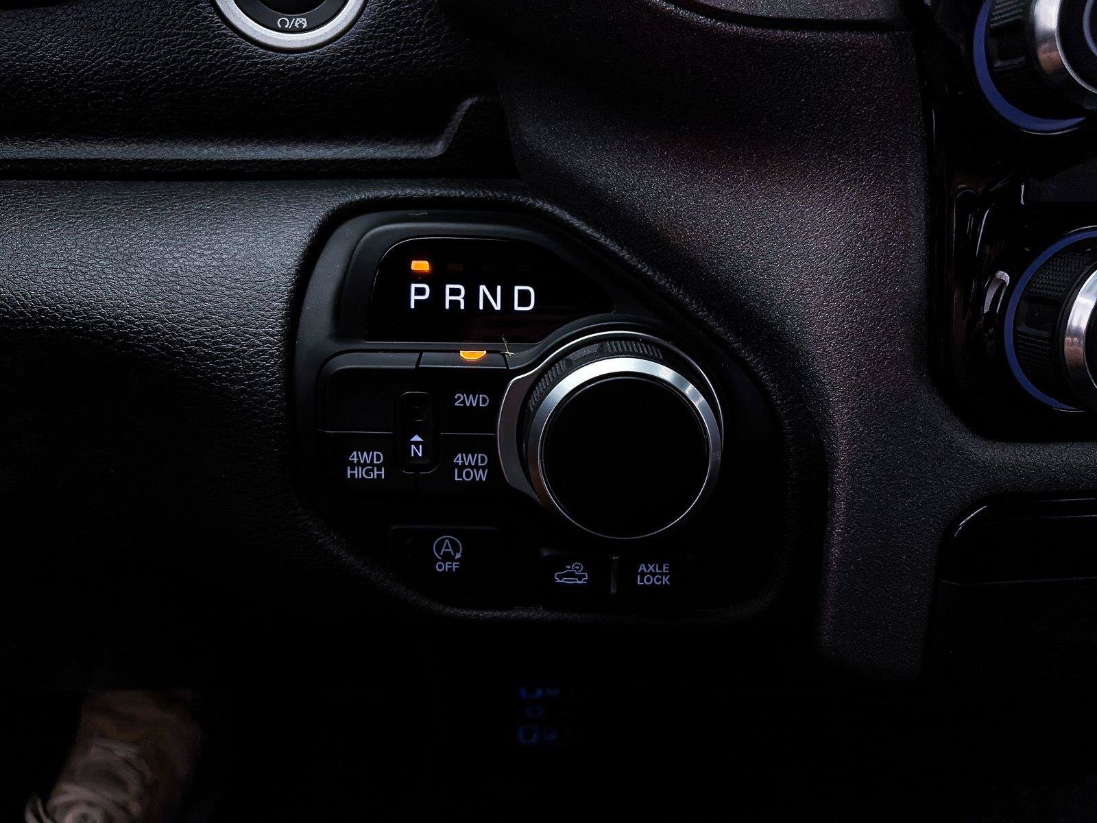 Used 2025 RAM 1500 Warlock AWD/4WD image 29