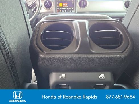Used 2021 Jeep Wrangler Unlimited Sport AWD/4WD image 14