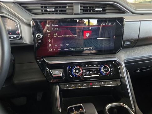 Certified 2023 GMC Sierra 1500 Denali w/ Technology Package image 11