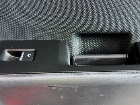 Used 2023 Ford F150 XLT image 28