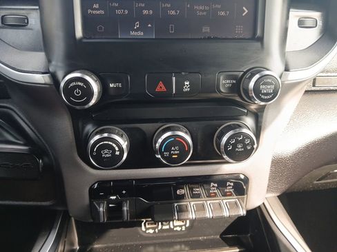 Used 2024 RAM 2500 Big Horn w/ Off Road Package AWD/4WD image 26
