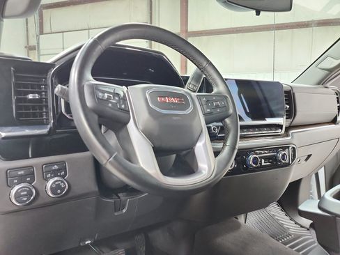 Used 2024 GMC Sierra 1500 SLE AWD/4WD image 19
