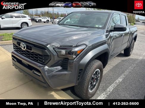 Used 2024 Toyota Tacoma TRD Off-Road AWD/4WD image 1