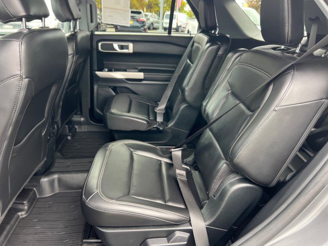 Used 2023 Ford Explorer XLT w/ Equipment Group 202A AWD/4WD image 20