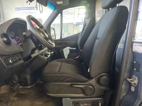 Used 2019 Mercedes-Benz Sprinter 144 image 3