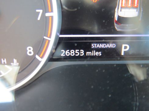 Used 2024 Nissan Rogue S FWD image 21