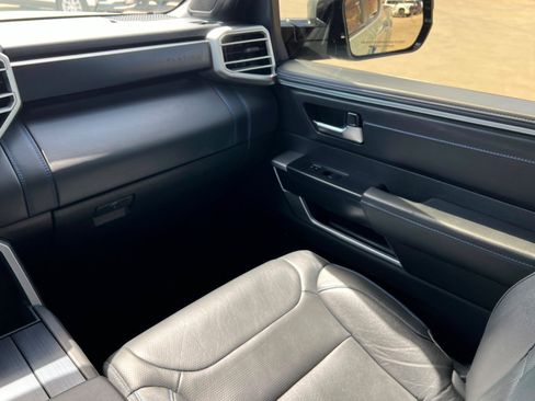 Used 2025 Toyota Tundra Platinum AWD/4WD image 11