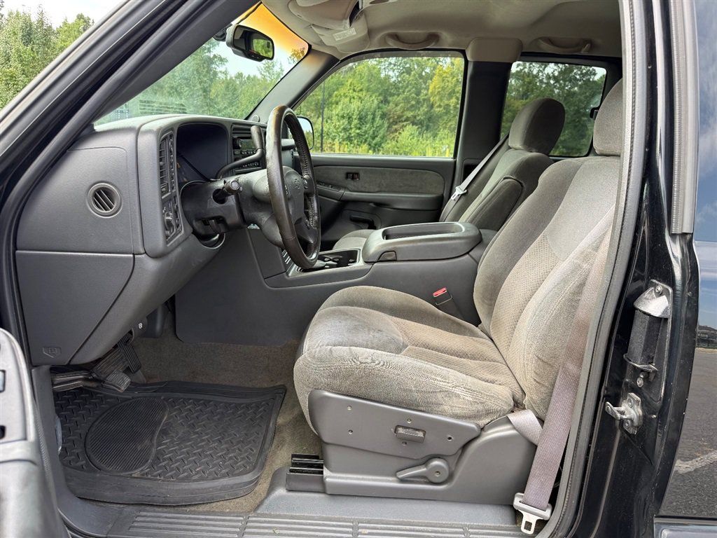Used 2003 Chevrolet Silverado 1500 LS w/ Off-Road Package AWD/4WD image 14