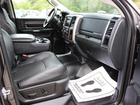 Used 2017 RAM 2500 Laramie w/ Cold Weather Group AWD/4WD image 17