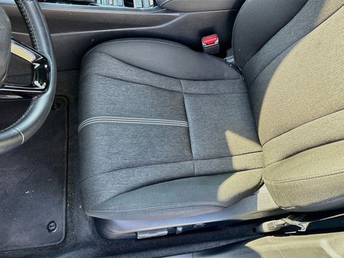 Used 2023 Honda Accord Sport image 18