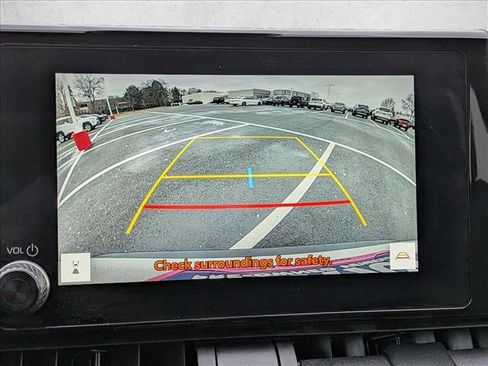 Used 2025 Toyota RAV4 XLE image 13