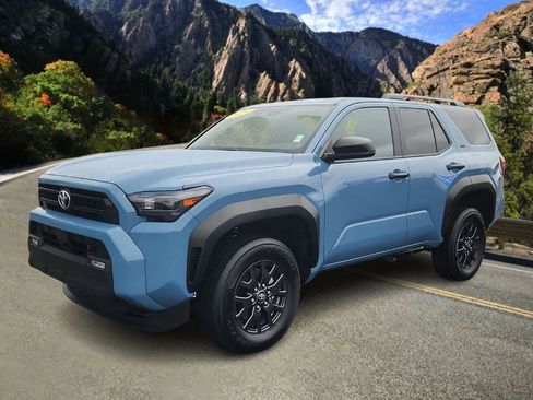 Used 2025 Toyota 4Runner SR5 image 5