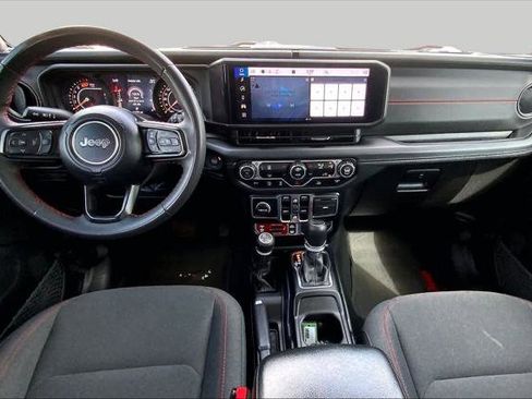 Certified 2024 Jeep Wrangler Unlimited Rubicon AWD/4WD image 14