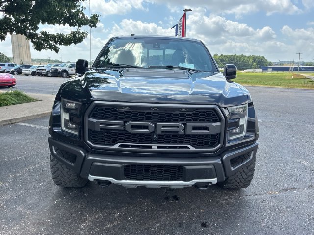 Used 2018 Ford F150 Raptor w/ Equipment Group 802A Luxury AWD/4WD image 2