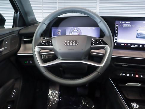 New 2026 Audi Q3 quattro 2.0T AWD/4WD image 18