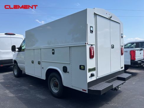 New 2026 Ford E-350 and Econoline 350 Super Duty w/ Power Equipment Group image 16