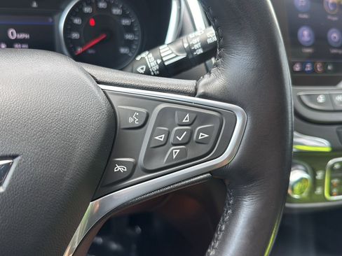 Used 2022 Chevrolet Equinox LT AWD/4WD image 33