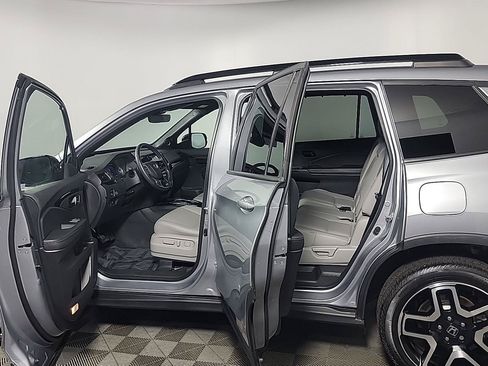 Certified 2023 Honda Passport Elite image 16