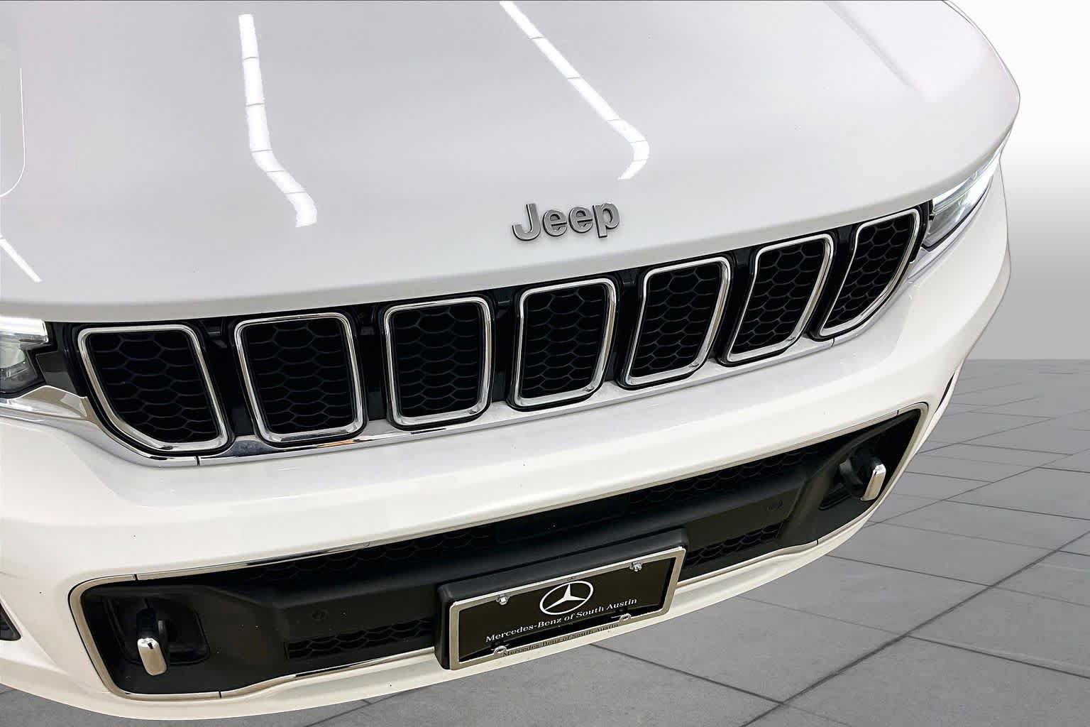 Used 2021 Jeep Grand Cherokee L Overland AWD/4WD image 29