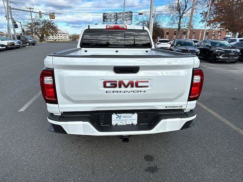 New 2026 GMC Canyon Elevation image 6