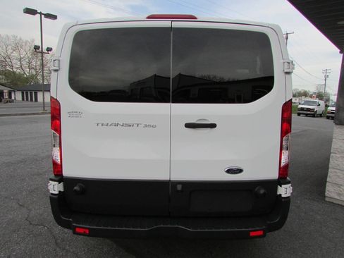 Used 2016 Ford Transit 350 XL RWD image 4
