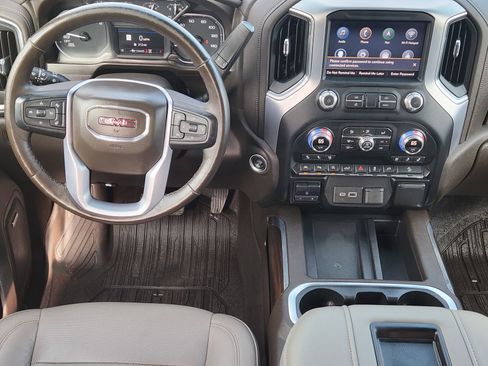 Used 2020 GMC Sierra 1500 SLT AWD/4WD image 32