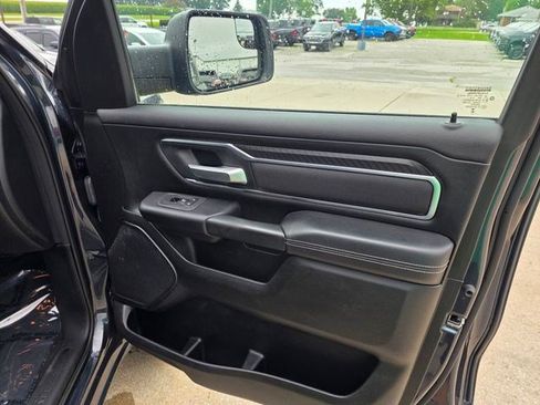 Used 2025 RAM 1500 Big Horn AWD/4WD image 16