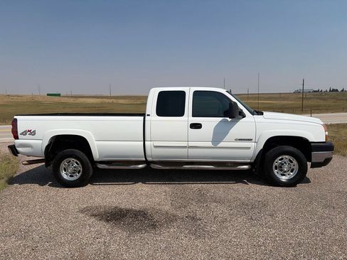 Used 2007 Chevrolet Silverado 2500 LT AWD/4WD image 7