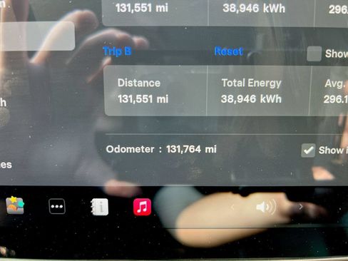 Used 2021 Tesla Model Y Long Range AWD/4WD image 12