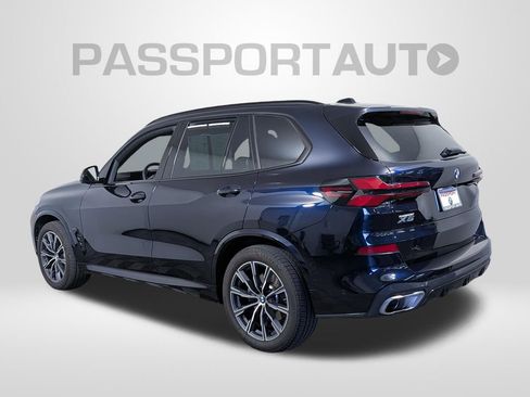 Certified 2024 BMW X5 xDrive40i w/ M Sport Package image 3
