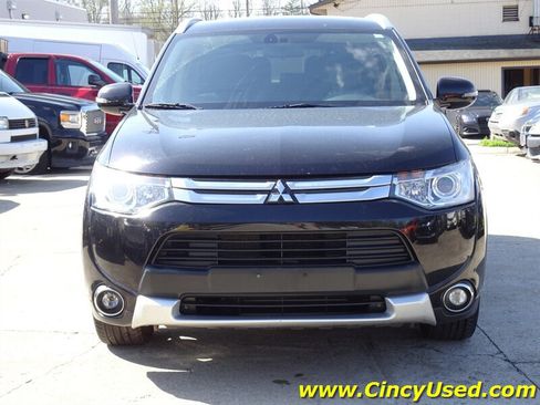 Used 2015 Mitsubishi Outlander GT AWD/4WD image 2