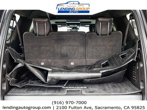 Used 2016 Cadillac Escalade ESV Platinum image 26